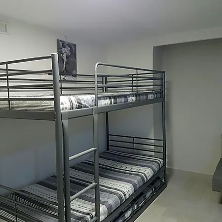 Casa Lucia Bed & Breakfast 4*